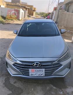 هیوندای ئەلەنترا